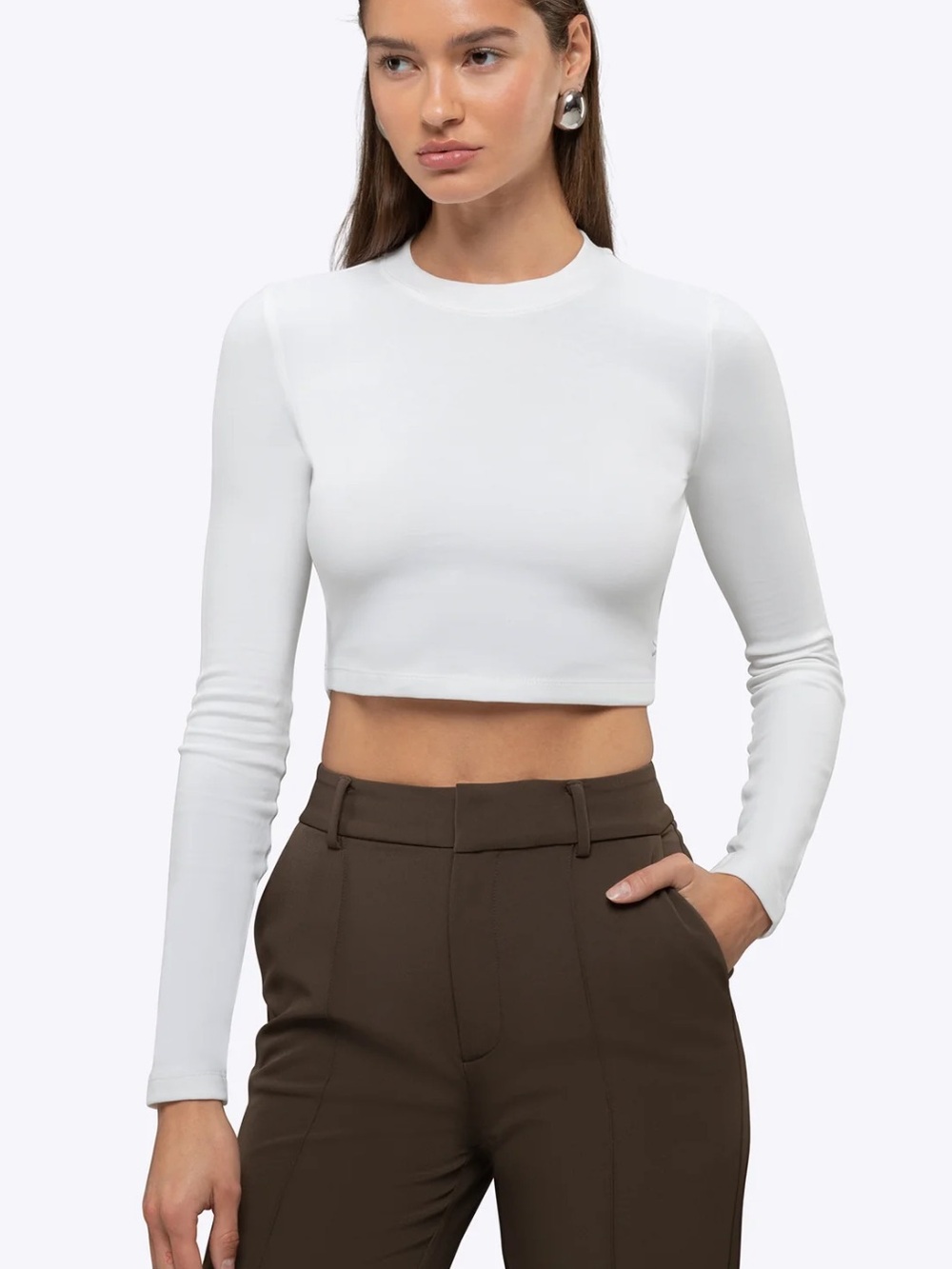 Cuts Tomboy Long Sleeve Cropped Tee - White